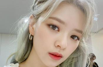 Jeongyeon Mendadak Tampil Bareng TWICE usai Hiatus, Fans Terharu!