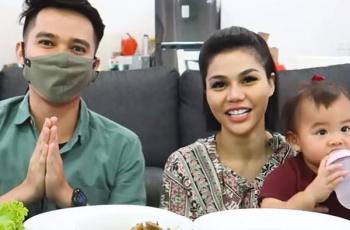 5 Momen Liburan Aiman Ricky dan DJ Katty Butterfly, Kayak Tamasya Keluarga