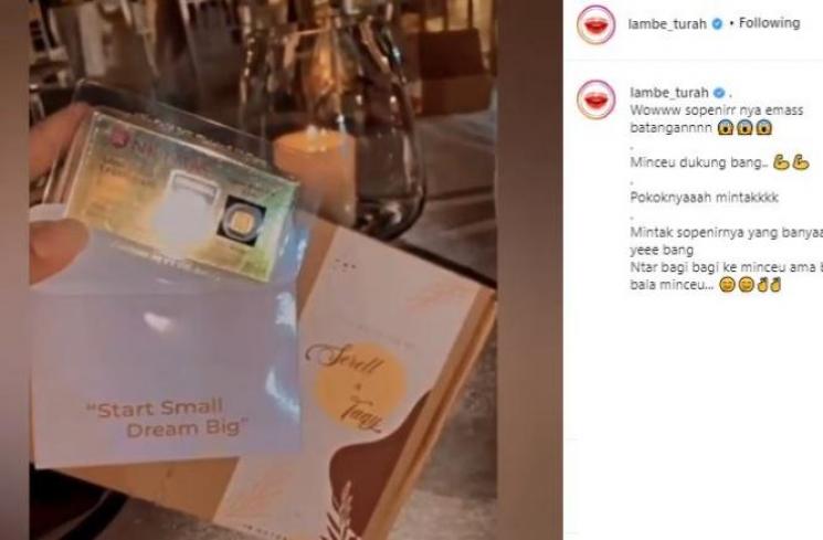 Souvenir pernikahan Taqy Malik. (Instagram/@lambe_turah)