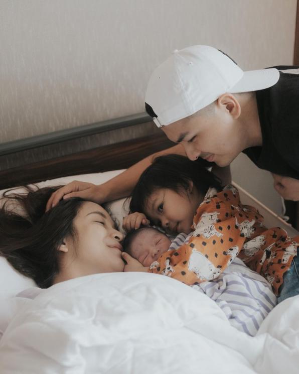 Chelsea Olivia lahirkan anak kedua (Instagram.com/glennalinskie)
