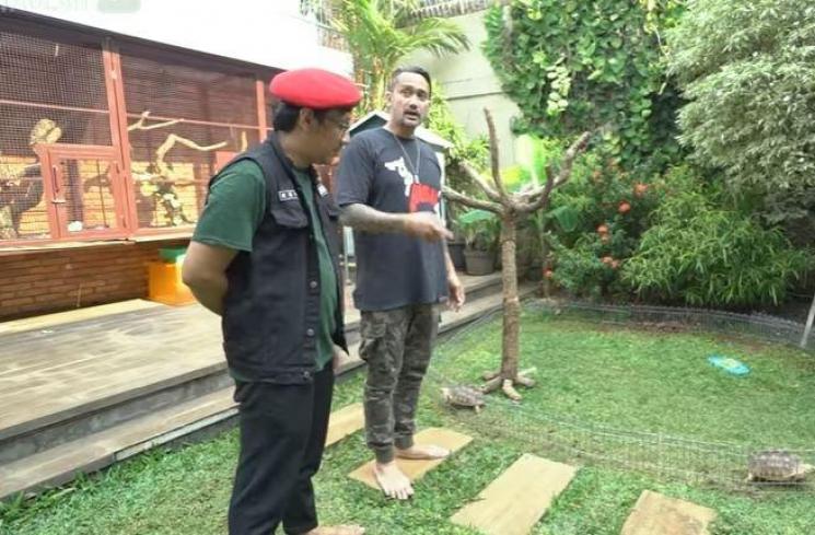 Rumah Tora Sudiro. (Youtube/TaulanyTV)