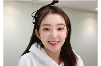 Langka! 5 Potret Polah Irene Red Velvet di Belakang Panggung