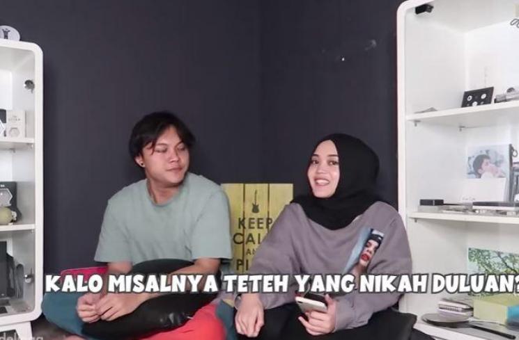 Rizky Febian dan Putri Delina. (Youtube/PutriDelina)