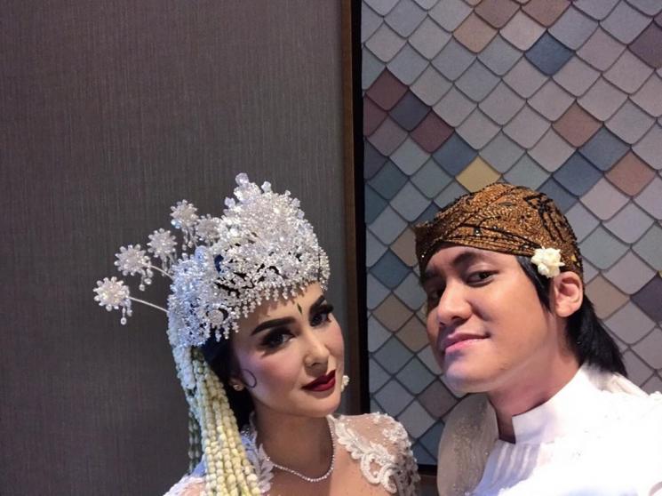 Kevin Aprilio dan Vicy Melanie (Instagram/@kevinaprilio)