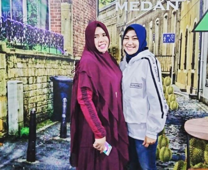 Emma Rohimah bersama istri muda Kiwil. [Instagram @rohimah_alli]