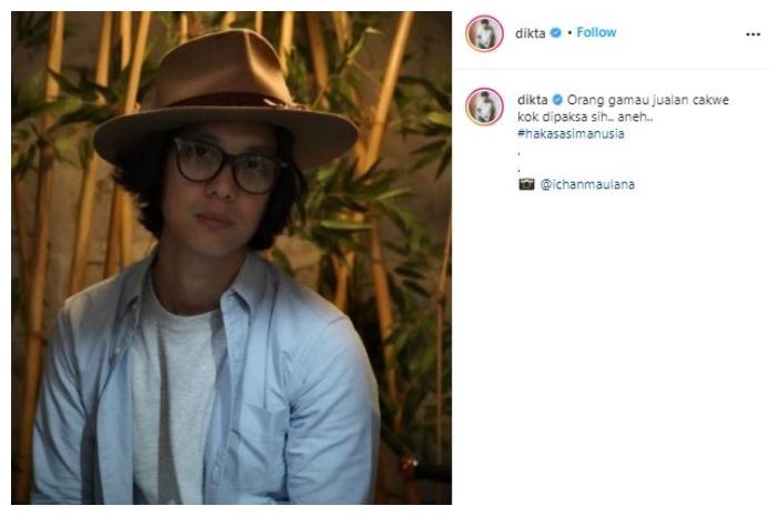 Dikta bergaya rambut gondrong. (Instagram/@dikta)
