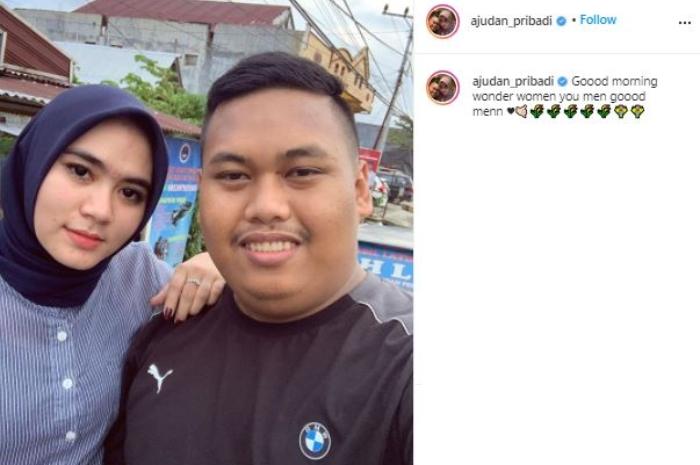 Dewi Amalia, istri Ajudan Pribadi. (Instagram/@ajudan_pribadi)