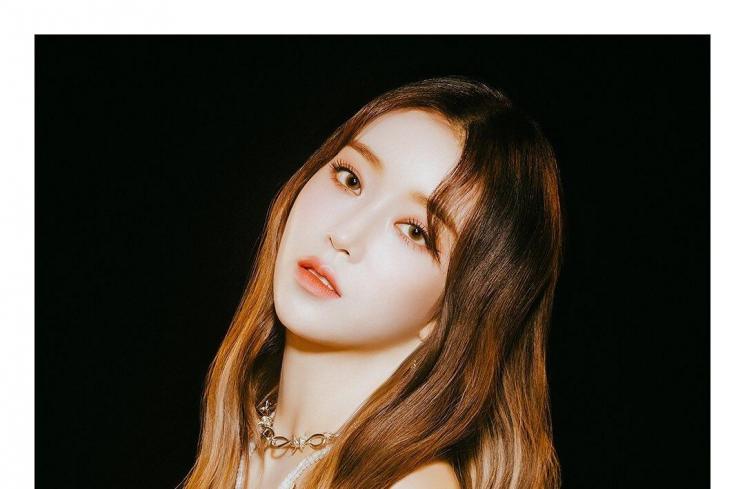 Sumin STAYC (Instagram.com/stayc_highup)