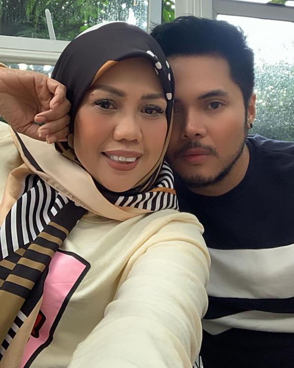 Elly Sugigi dan Aher (Instagram/@ellysugigi_real_)