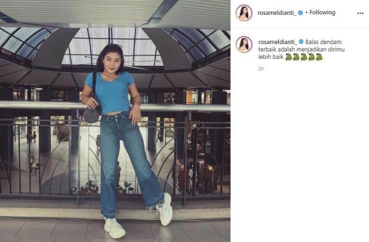 OOTD Meldi. (Instagram/@rosameldianti_)
