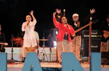 Kenang Djaduk, Sinten Remen Bawakan Syair Kerinduan di Prambanan Jazz 2020