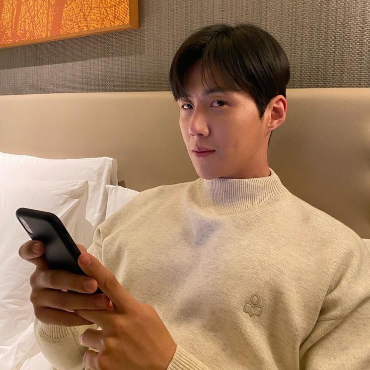 Kim Seon Ho (Instagram.com/seonho_kim)