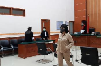Sempat Terjadi Pemukulan, Sidang Vonis Vanessa Angel Berlangsung Ricuh