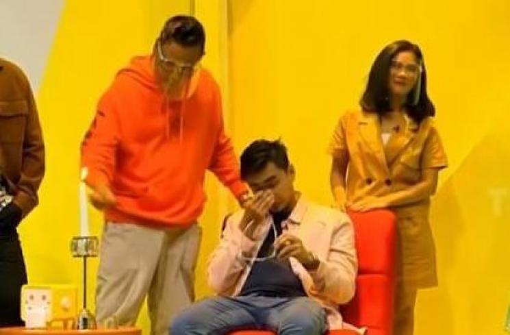 Lutfi Agizal dan Salshadilla Juwita. (Youtube/Trans7Official)