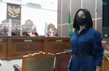 Desak Penuntasan Kasus Hoaks Video Syur, Syahrini: Sudah 11 Tahun Saya Diam