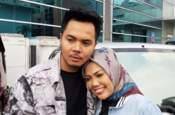 Elly Sugigi Protes Suaminya Mendadak Cuek, Aher Ngegas: Gue Malu Lihat Kelakuan Lo!
