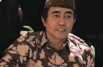 Pemakaman Gatot Brajamusti Dipadati Warga Sukabumi
