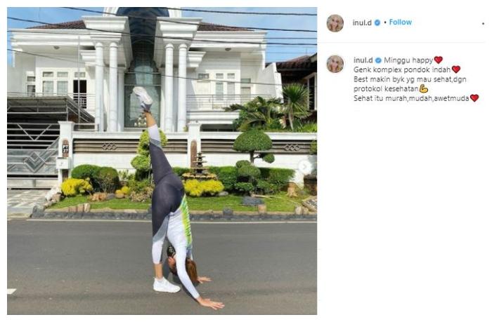 Inul Daratista jadi pemandu senam. (Instagram/@inul.d)