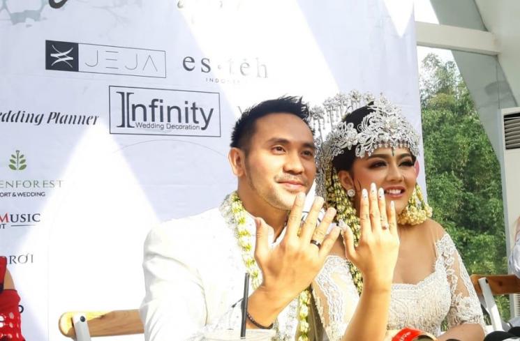 Jenita Janet dan Danu Sofwan (MataMata.com/Yuliani)