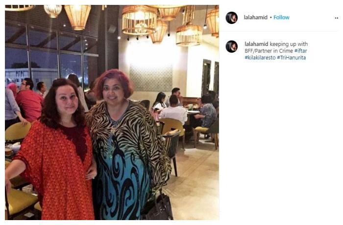 Tri Hanurita (kiri), mantan istri Irwan Mussry. (Instagram/@lalahamid)