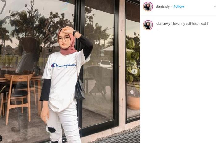 Dania Aulia. (Instagram/@daniawly)
