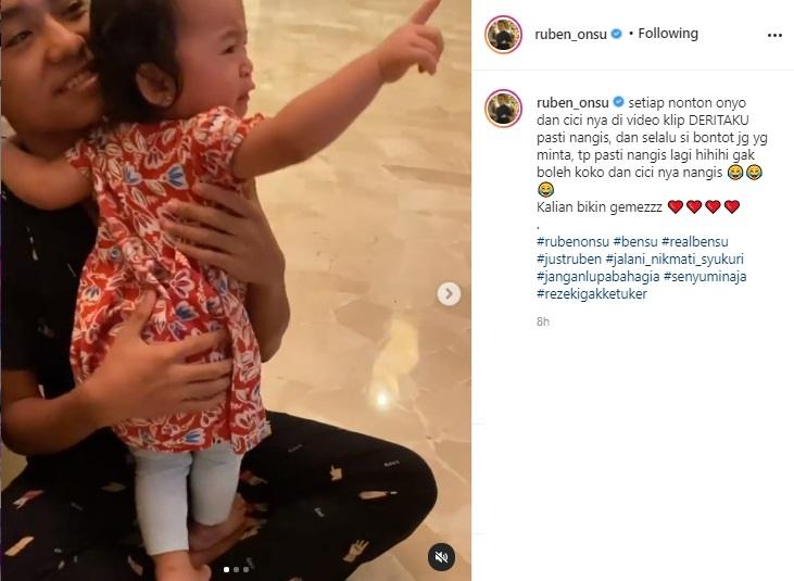 Thania Putri Onsu nangis kejer. (Instagram/@ruben_onsu)