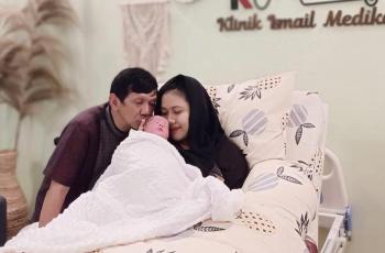 Jadi Ayah di Usia 56 Tahun, Ginanjar Empat Sekawan Luapkan Bahagianya