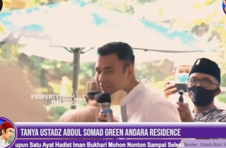 Raffi Ahmad saat bertanya kepada Ustaz Abdul Somad (Youtube.com/UAH&UASLovers)