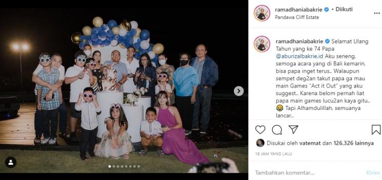 Nia Ramadhani di ultah ayah mertua (Instagram/@ramadhaniabakrie)