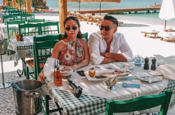 Nikita Willy dan Indra Priawan Dinner Mewah Undang Chef Pribadi, Mertua: Istrinya Boros!