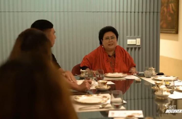 Nikita Willy dinner mewah di rumah. (Youtube/NikitaWillyOfficial)