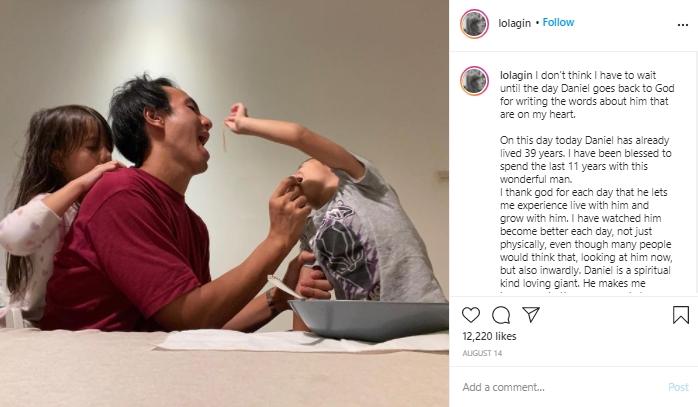 Daniel Mananta dan kedua anaknya (Instagram/lolagin)