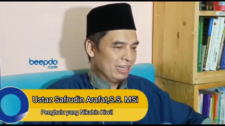 Penghulu membenarkan kabar pernikahan Kiwil. (YouTube/beepdo)