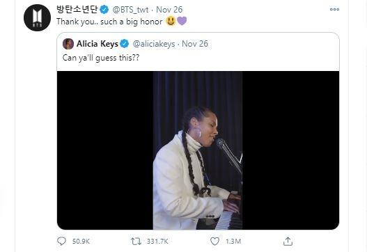 Alicia Keys cover lagu BTS Life Goes On. (Twitter/@BTS_twt)