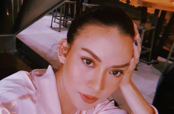 Anggun Kayak Kembang Desa, 7 Potret Karina Nadila Pakai Kebaya