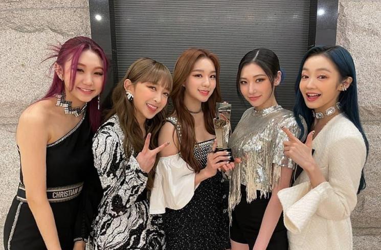 Secret Number menangkan Rookie of The Year AAA Awards 2020 (Instagram.com/secretnumber.official)