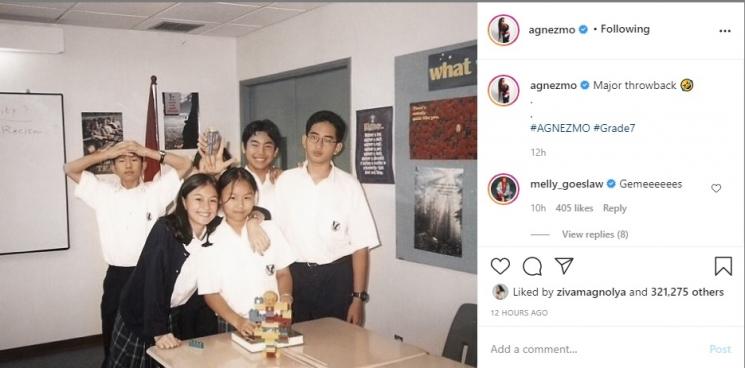 Agnez Mo dan teman-temannya saat masih SMP. (Instagram/agnezmo)