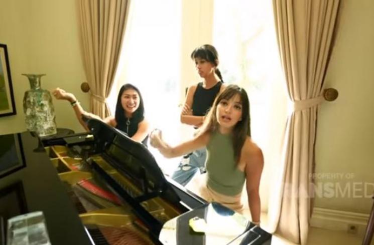 Nia Ramadhani ceritakan kadonya dikembalikan mertuanya (Youtube.com/TRANSTVOfficial)