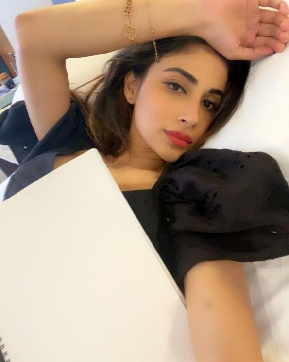 Mouni Roy (Instagram/@imouniroy)
