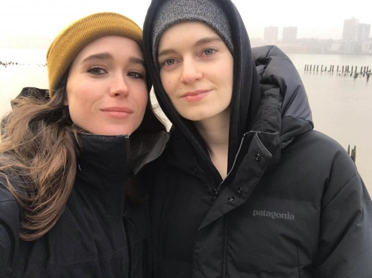 Ellen Page dan Emma Portner (Instagram/@elliotpage)