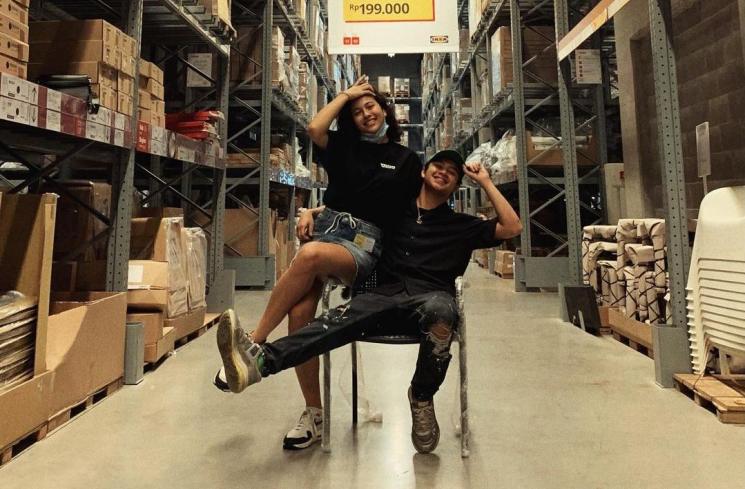 Sitha Marino dan Bastian Steel (Instagram/@sithamarino)