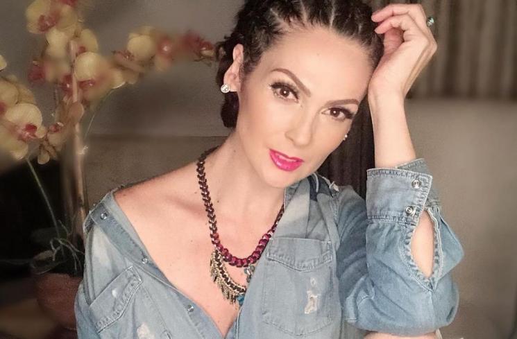 Nora Salinas, pemeran Tante Rambut Palsu. (Instagram/@norasalinastv)