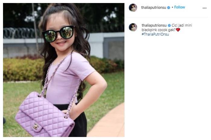 Thalia Putri Onsu tenteng tas mewah. (Instagram/@thaliaputrionsu)