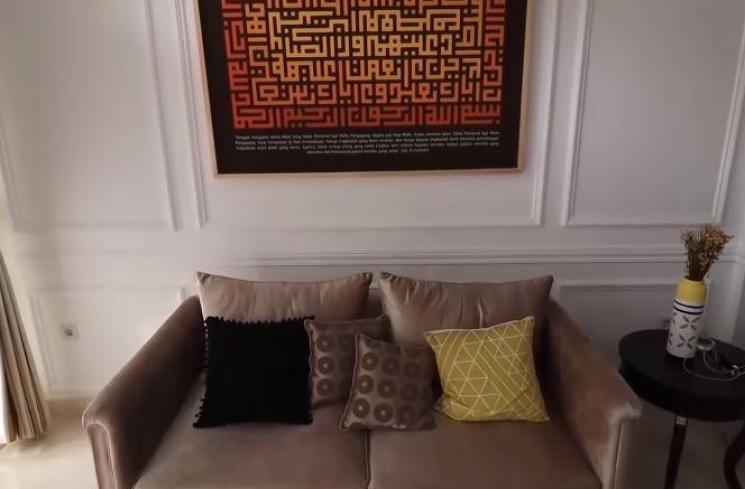 Rumah Abdel Achrian. (Youtube/KeluargaITIKK)