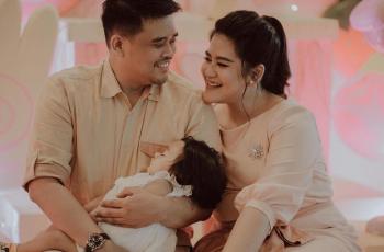 Kahiyang Ayu Ngebucin Selfie Bareng Suami: Wah Bu Walikota