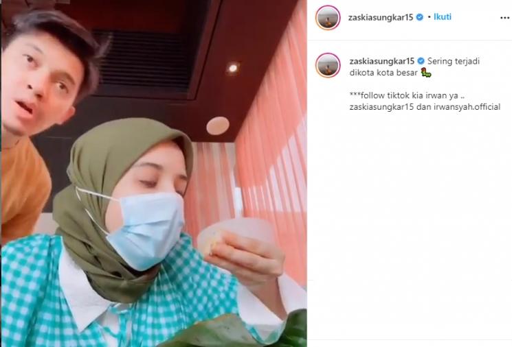Zaskia Sungkar dan Irwansyah (Instagram/@zaskiasungkar15)