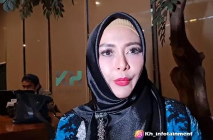 Eddies Adelia keguguran (Instagram.com/khinfotainmetn)