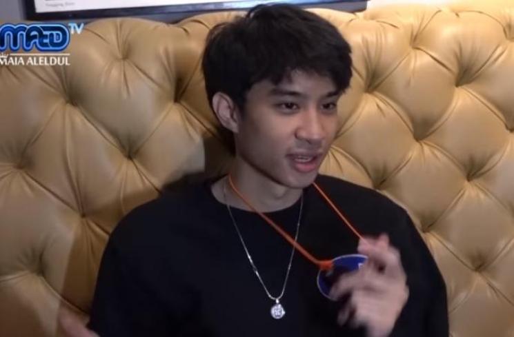 Devano Mahendra saat ngobrol dengan Maia Estianty (Youtube.com/MaiaAlElDulTV)