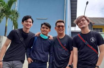 Akhir Tahun, Grup Musik ADAM Sibuk Job Virtual