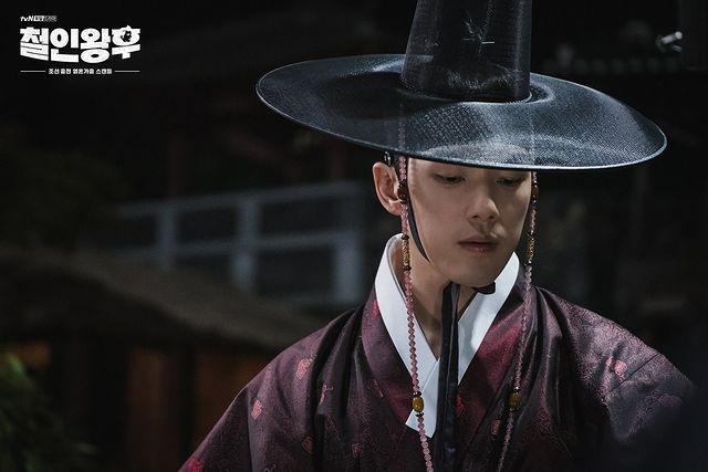 Mr. Queen (Instagram/@tvndrama.official)